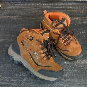 Hi-Tec Kids Suede Waterproof Hiking Boots, Size 13. Boys, Girls, Unisex.